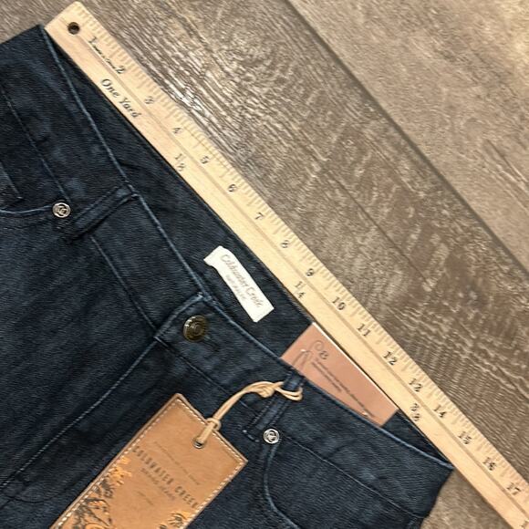 NWT Coldwater Creek Natural Fit Floral Cuff Crop Jeans  8 - Picture 5 of 7